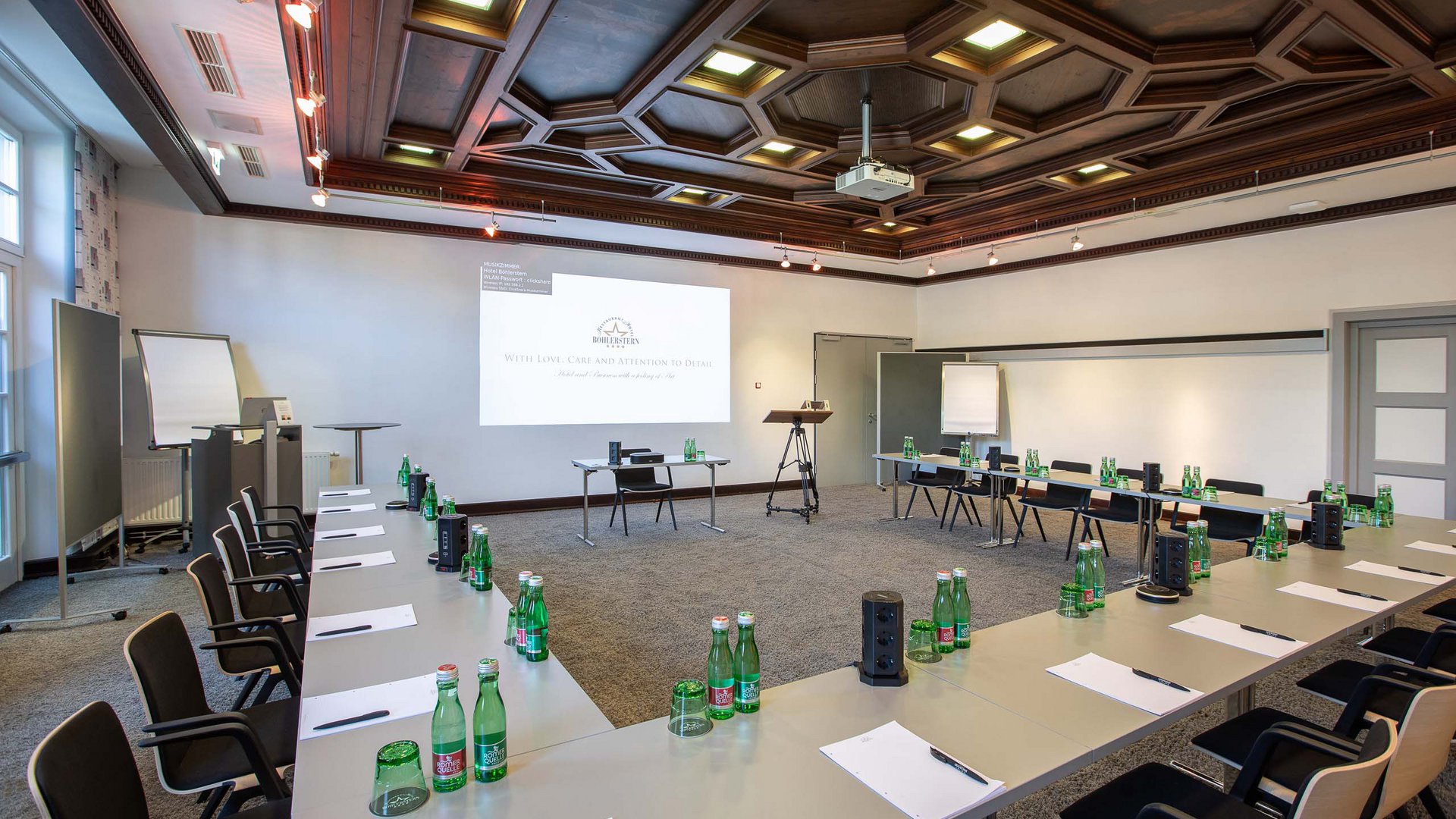 Seminar rooms at Hotel Böhlerstern: music room